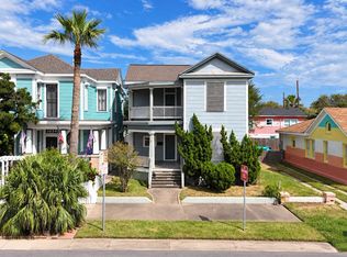 1820 Avenue O, Galveston, TX 77550