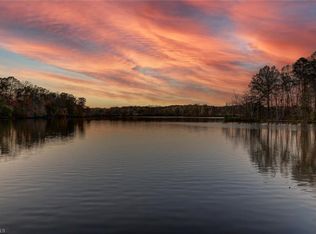 3420 Country Ln, Reidsville, NC 27320