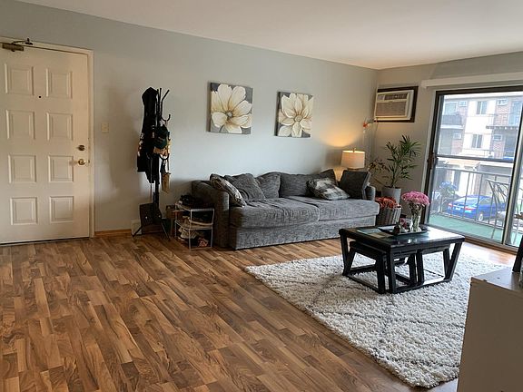 5th image of 413 Kiowa Dr APT 101
