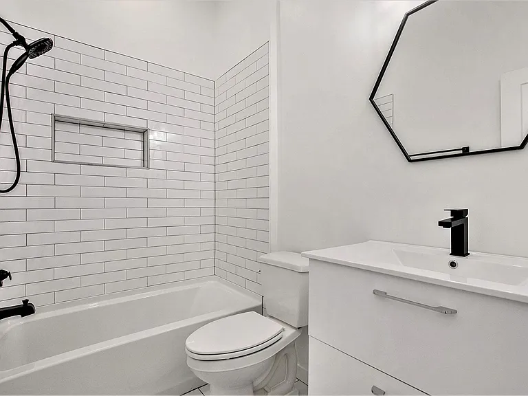 3404 Campbell St — Photo 14