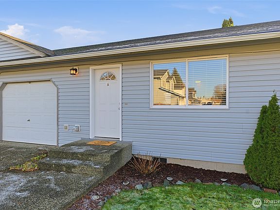 3rd image of 13631 51st Avenue NE #A