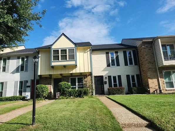 10272 Longmont Dr, Houston, TX 77042