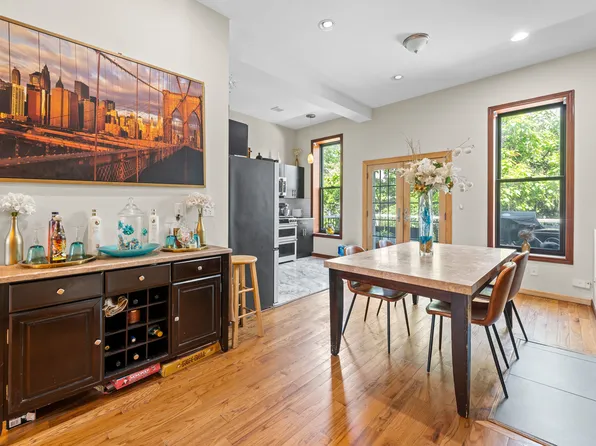 609 Lexington Avenue image 12 of 43