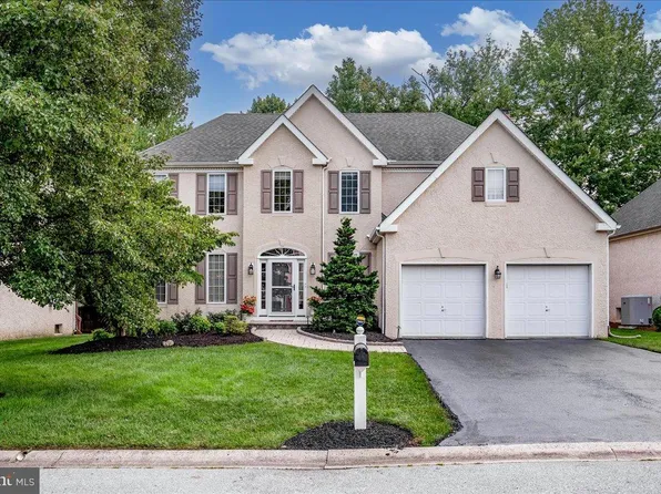 11 Kendall Ct, Wilmington, DE 19803