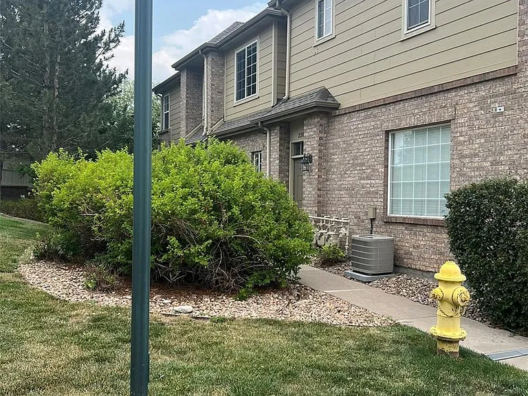 220 Granby Way #A — Photo 1