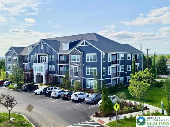 2250 Lafayette Park Dr, Easton, PA