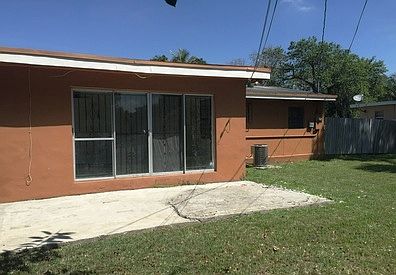 3rd image of 2530 NW 165th St