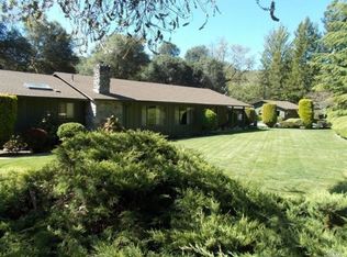 2020 Park Creek Ln, Ukiah, CA 95482