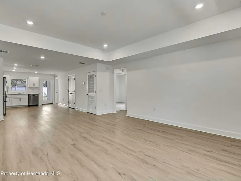 3390 Dristol Ave — Photo 5