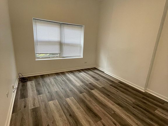 5th image of 200 N California Ave #2W