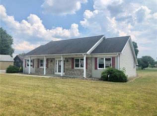 202 W Mercer St, Harrisville, PA 16038