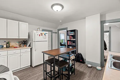 1108 Grand Ave Photo 1