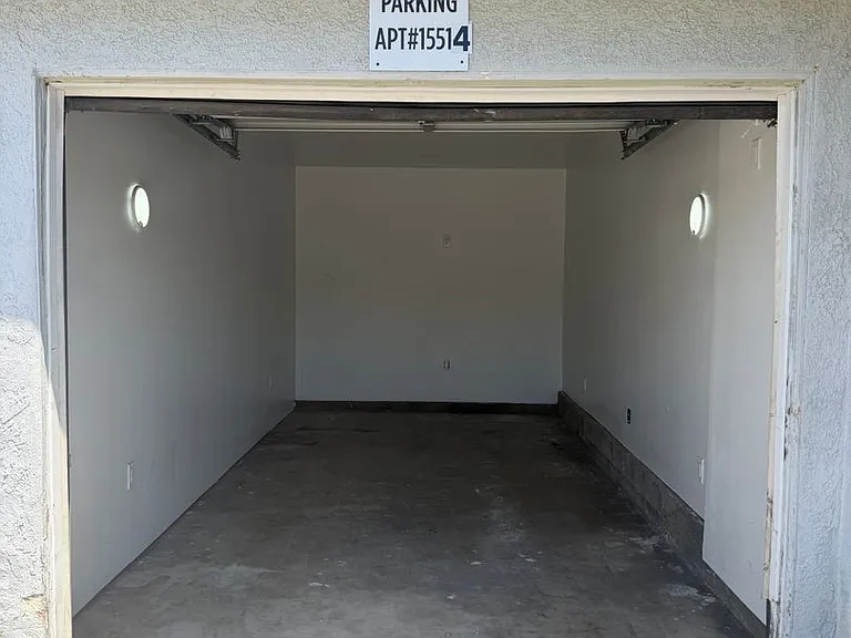 15512 S White Ave — Photo 14