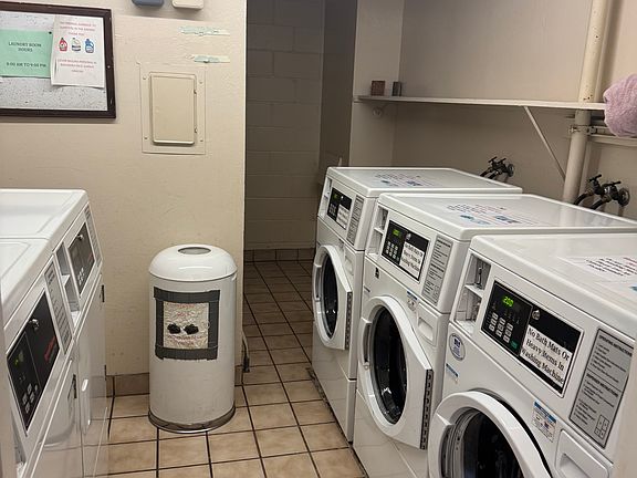 2 laundry rooms on site for your convenience