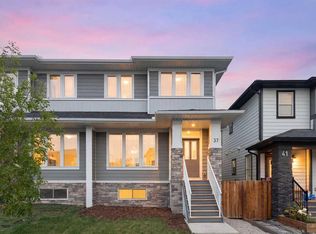 37 SE Verity Mnr SW, Calgary, AB T2Y 0T2
