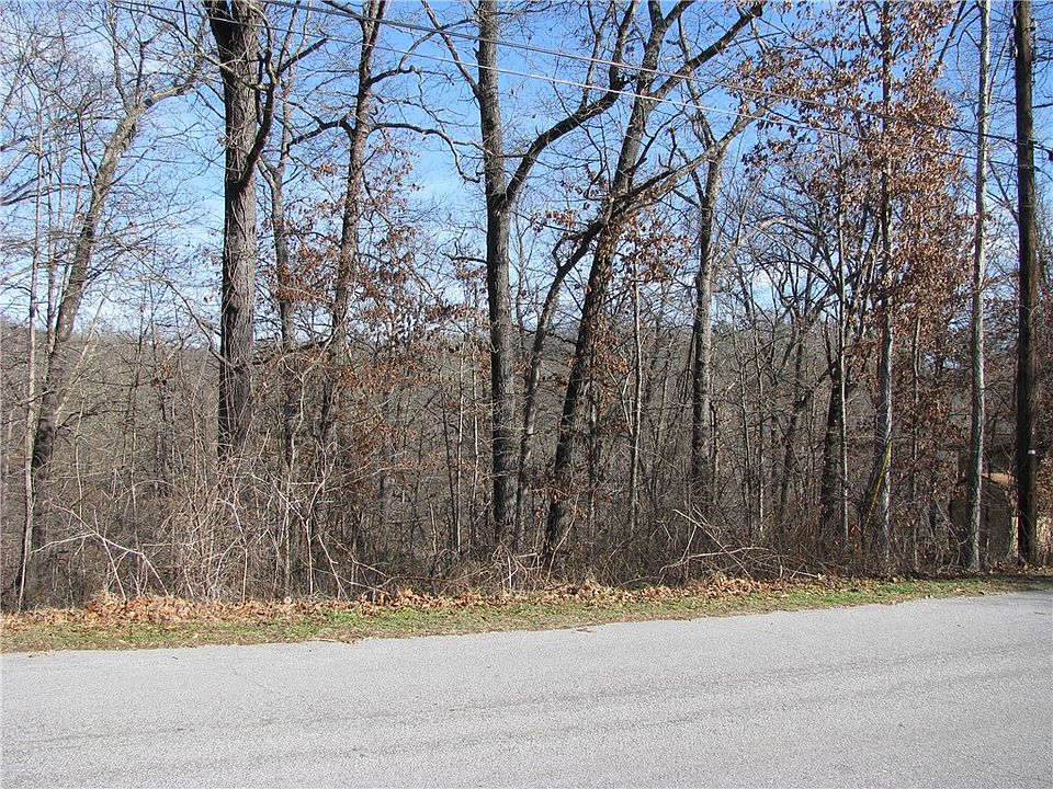 1st image of Eaton Cir