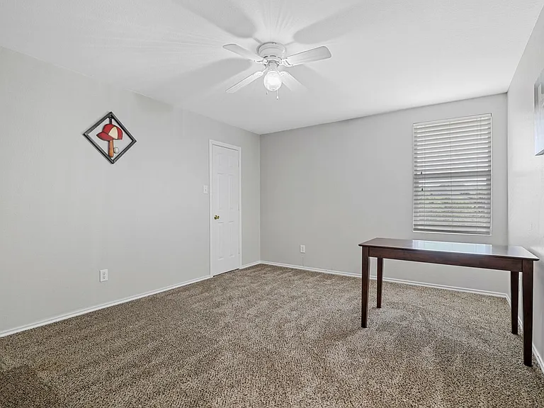 9641 Euclid Dr — Photo 17