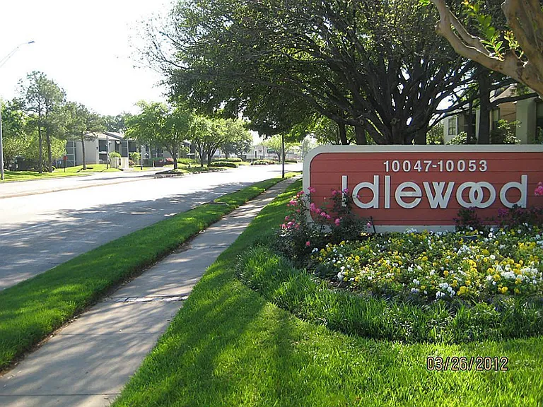 10047 Westpark Dr #9 — Photo 1