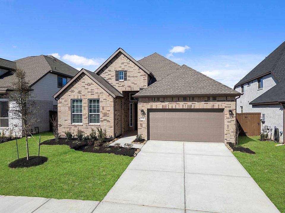 1st image of 28831 Crockett Gardens Dr