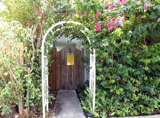 990 NE 15th St APT 10, Fort Lauderdale, FL 33304