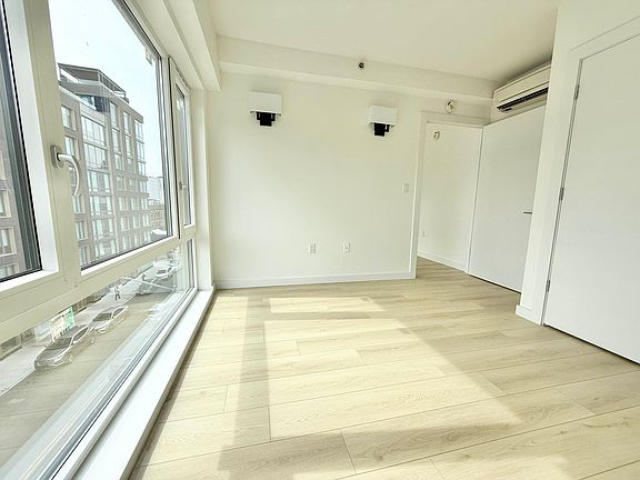 4th image of 270 Clarkson Ave APT 222