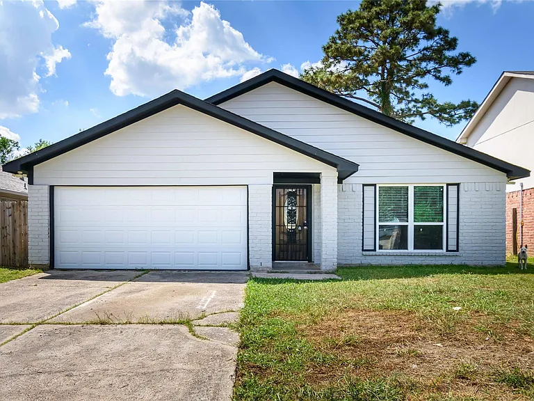 8703 Valley Ledge Dr — Photo 1