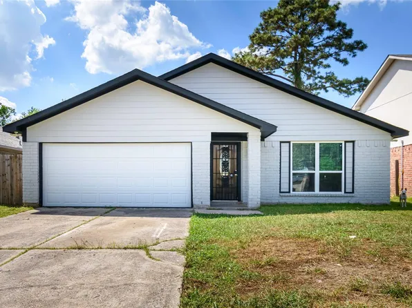 8703 Valley Ledge Dr, Houston, TX 77078