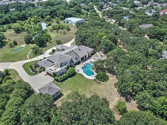 5th image of 2325 Oak Knoll Dr