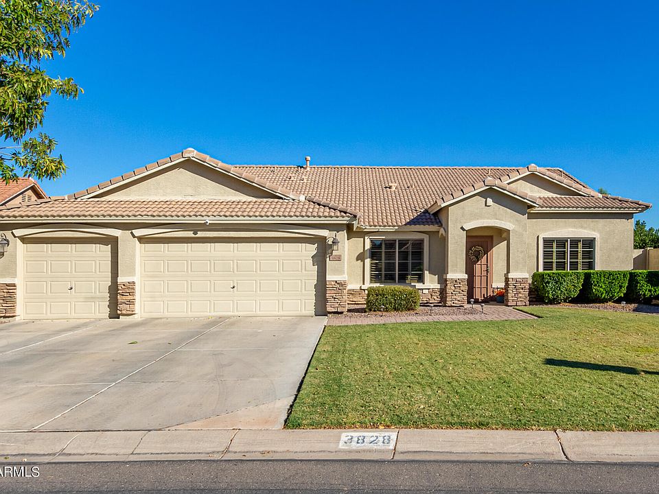 1st image of 3828 E CAMDEN Avenue