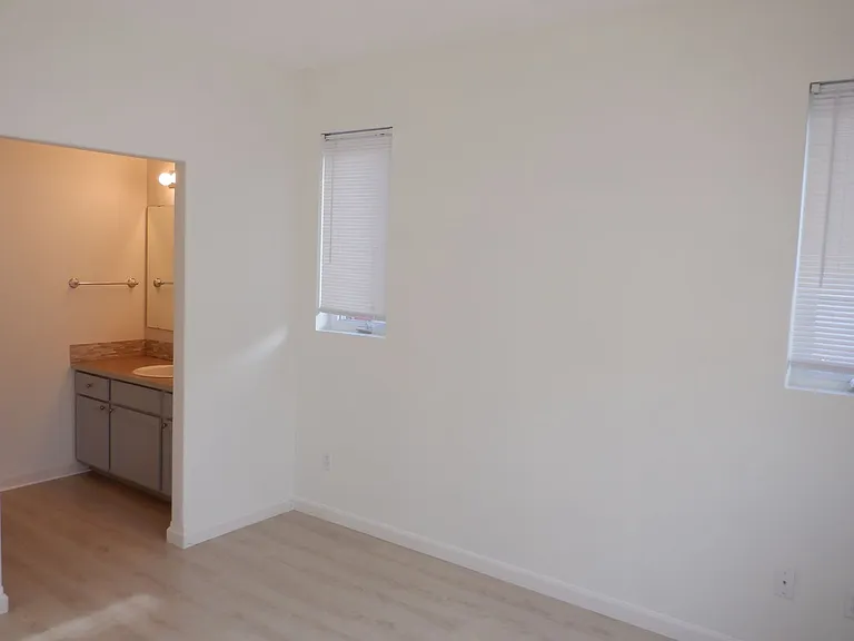 2075 Simmons St #C — Photo 7