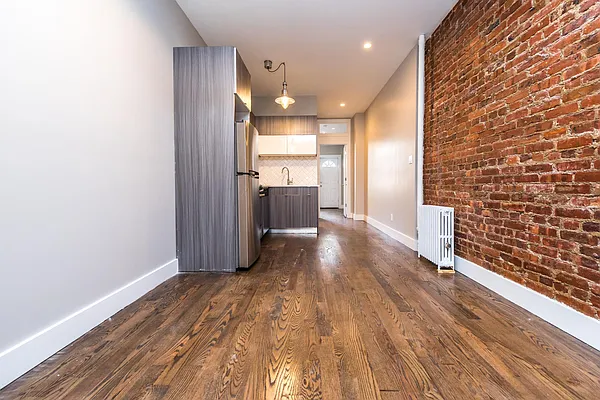 Rented by Nooklyn NYC LLC | media 20