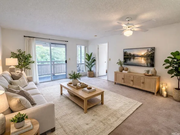 95-510 Wikao St APT Q206, Wahiawa, HI 96789