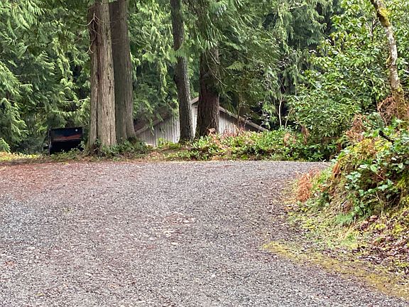 5th image of 13708 240th Ave SE