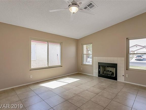 3rd image of 3765 Glow Dr