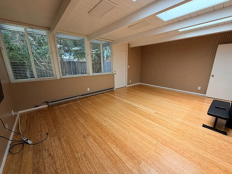 1787 Wolfe Dr — Photo 27