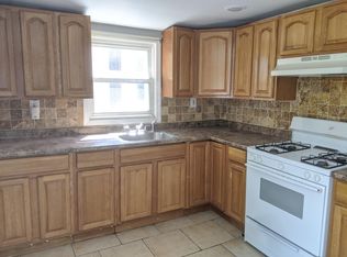 184 Dewey St #2, Newark, NJ 07112