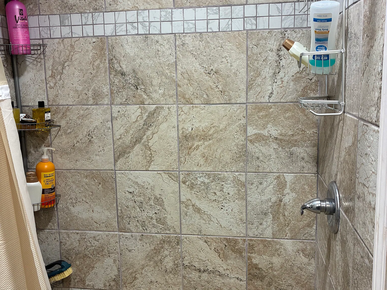 8101 Sunkist Dr — Photo 3