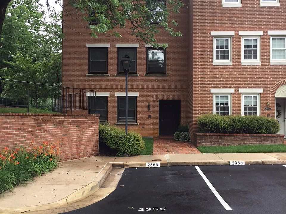 2nd image of 2355 9th St S
