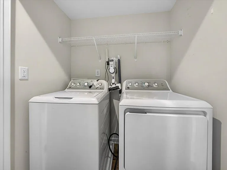 3009 Soft Breeze Dr — Photo 23