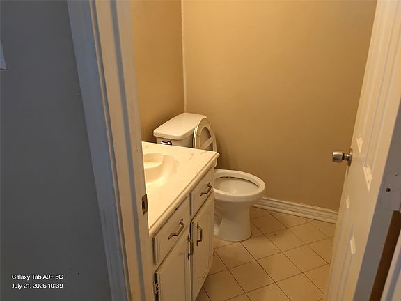 5th image of 2837 Perrine Pl