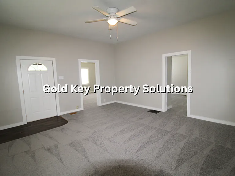 1712 S Mulberry St — Photo 6