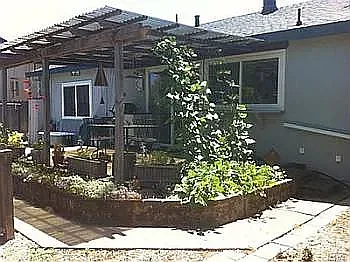1535 Cavendish Ave — Photo 3