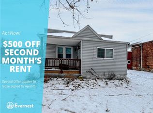 16100 Saranac Rd, Cleveland, OH 44110