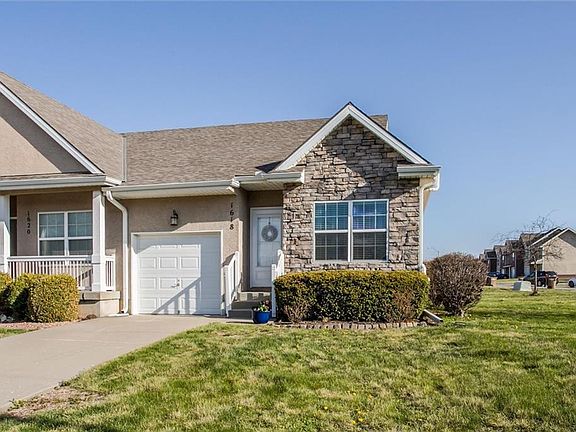 3rd image of 1618 Ridgeway Dr