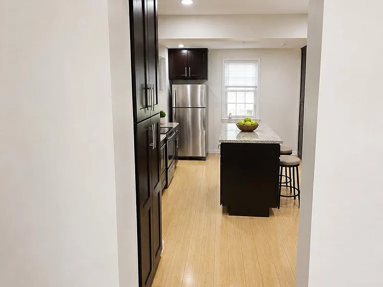 6152 Strasburg Dr — Photo 12