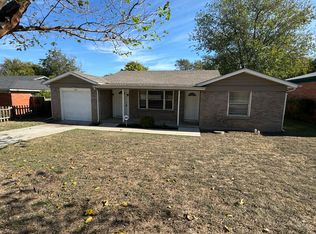 509 Sandell Dr, White Settlement, TX 76108