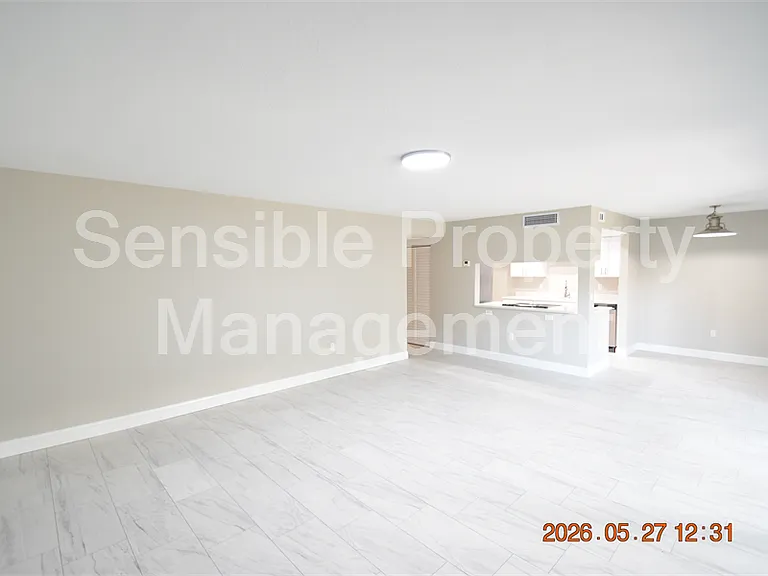 877 114th Ave N #407 — Photo 12