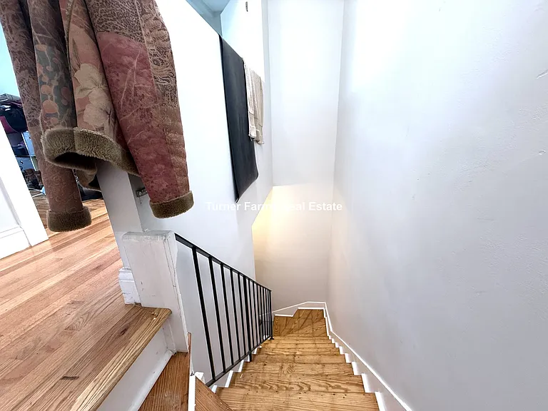 116 Willow St #4 — Photo 12