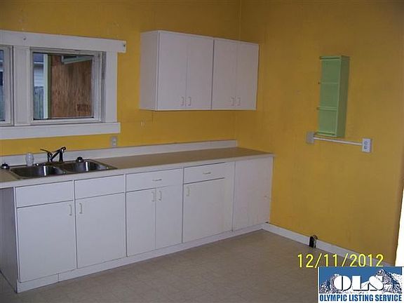 3rd image of 1339 W 6th St