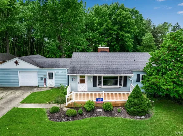 1776 Sweeney St, North Tonawanda, NY 14120